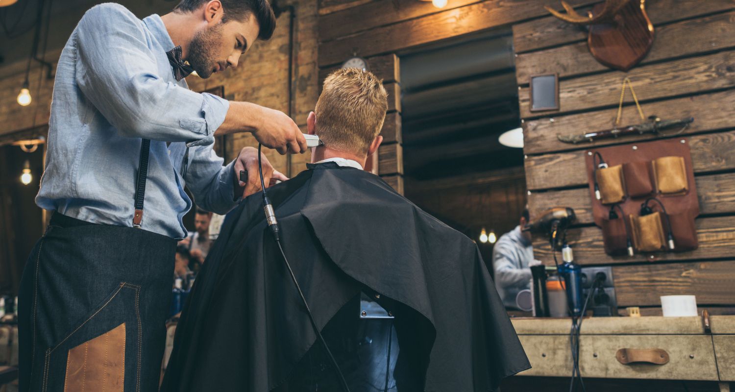 Barber Supply: The Benefits of Using Buffalo Horn Combs